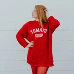 Мода на брендовані толстовки: як поєднати стиль і корпоративну символіку?