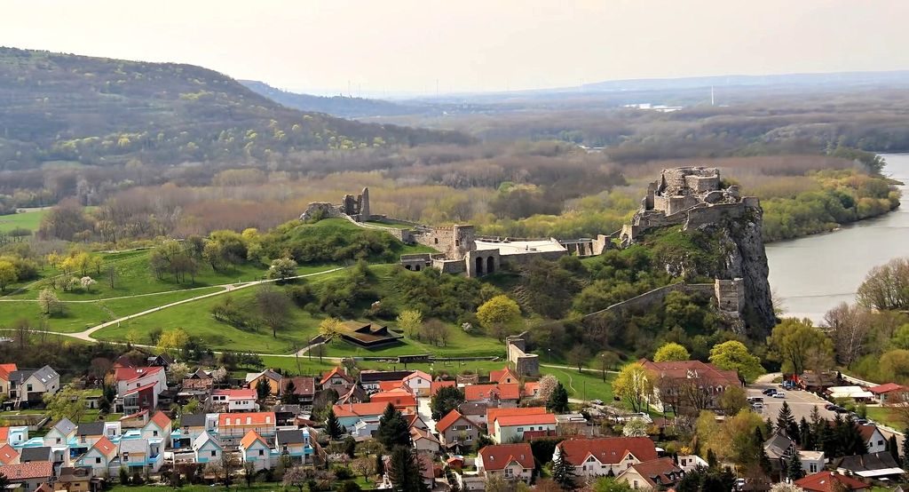 Чому слід обрати навчання в Словаччині після 9 класу для українців