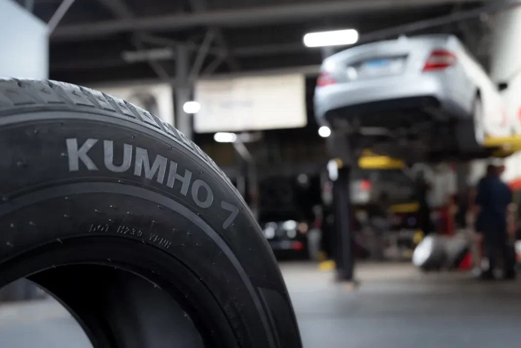 Як взнати давність шини, якщо дата затерта продавцем?