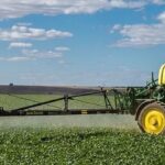 Яку роль відіграють якісні шини для обприскувачів у ремонті та обслуговуванні