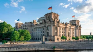 Zoll масово депортує опікунок з Німеччині?