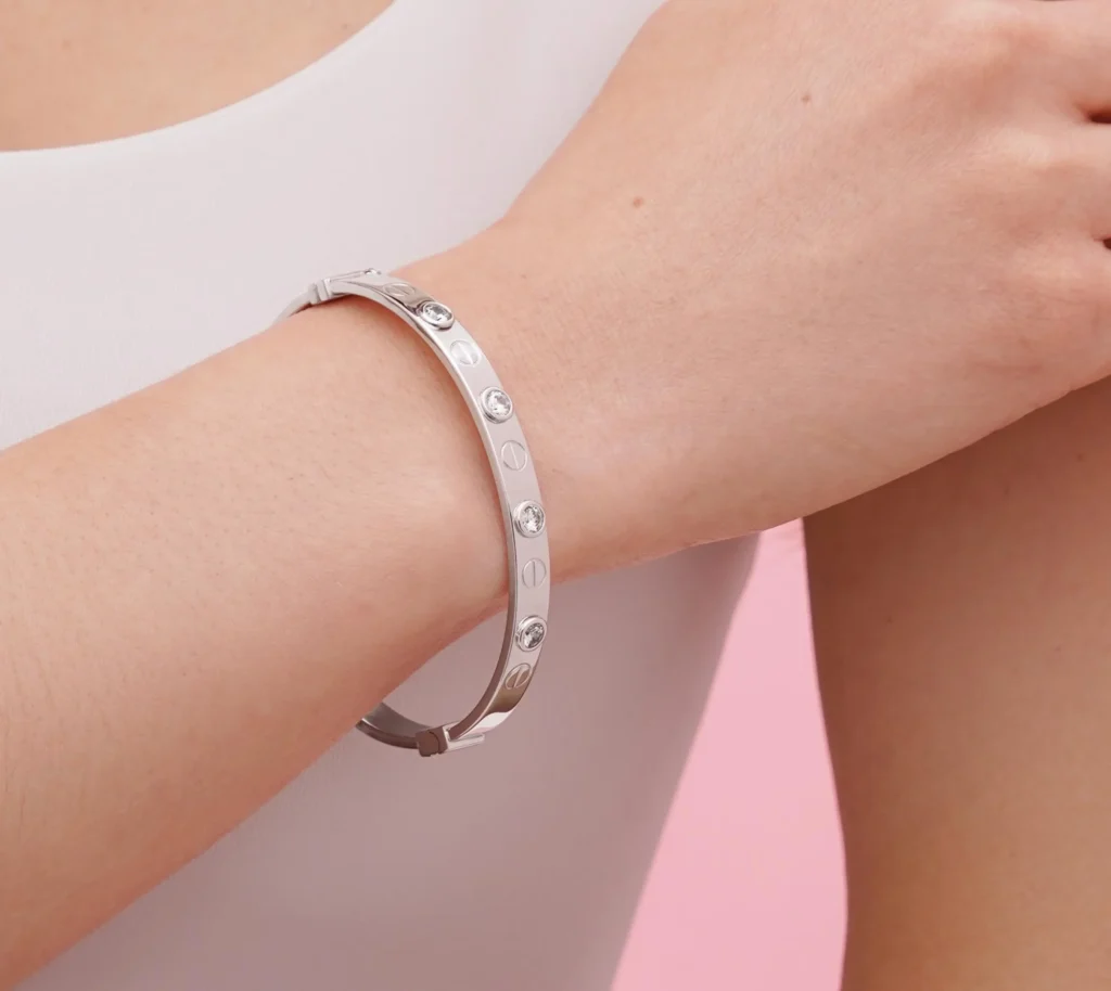 Люкс Груп: почему браслеты Cartier Love стали самым копируемым украшением в мире
